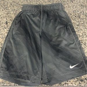 Nike shorts kids size medium gray